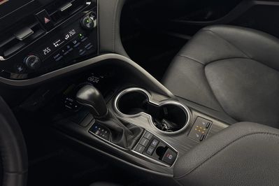 Toyota Camry 2.5 Hybrid Executive