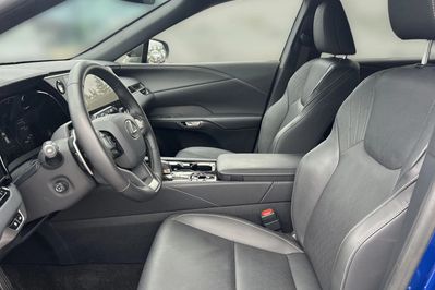 Lexus RX 450h+ F Sport Design