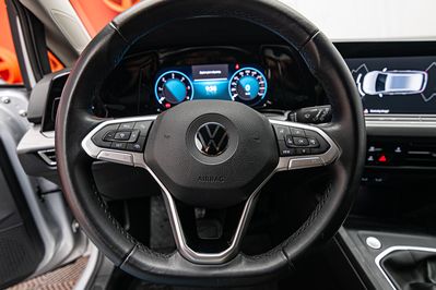 Volkswagen Golf VIII 2.0 TDI SCR Style