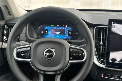 Volvo XC90 T8 AWD Plug-In Hybrid Ultra Dark 7os aut