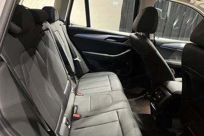 BMW X3 xDrive20d Advantage