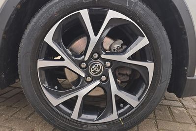 Toyota C-HR 1.8 Hybrid Dynamic