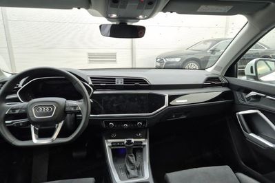 Audi Q3 35 TFSI S line