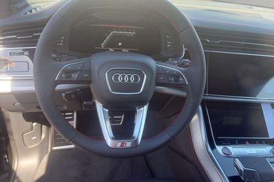 Audi Q8 SQ8 TFSI quattro