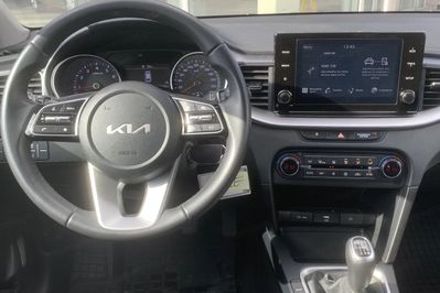 Kia Ceed 1.5 T-GDI M