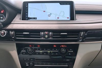 BMW X6 M50D