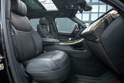 Land Rover Range Rover Sport 3.0 D300 Dynamic SE