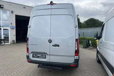 Mercedes Sprinter 317 CDI Długi PRO