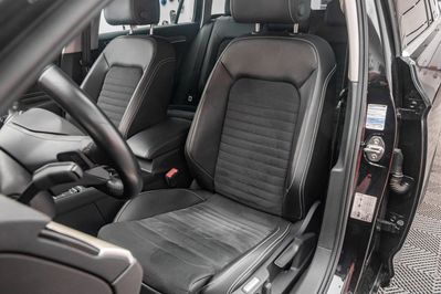 Volkswagen Passat 2.0 TSI Elegance DSG