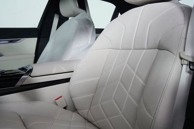 BMW Seria 7 740d xDrive M Sport