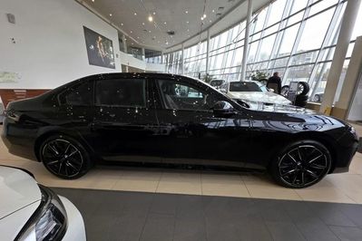 BMW Seria 7 740d xDrive M Sport