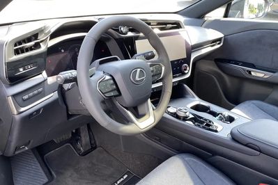 Lexus RZ 350e Prestige BEV