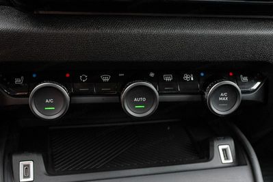 Citroen C4 1.5 BlueHDi Shine S&S EAT8