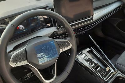 Volkswagen Golf Life Plus 1.5 eTSI mHEV DSG