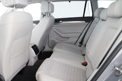 Volkswagen Passat 2.0 TDI Elegance DSG