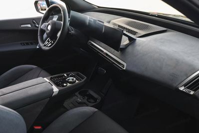 BMW iX xDrive45