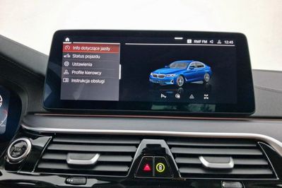 BMW Seria 5 530d xDrive Luxury Line