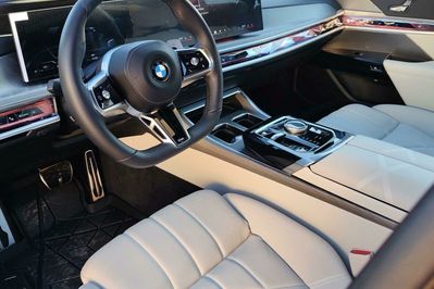 BMW Seria 7 740d xDrive mHEV M Sport sport-aut