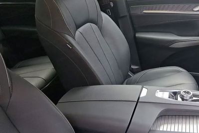 MG S9 Exclusive 1.5 Plug-In