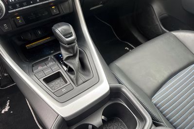 Toyota RAV4 Selection 2.5 Hybrid