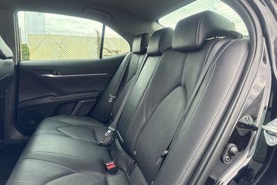 Toyota Camry 2.5 Hybrid Executive Cvt