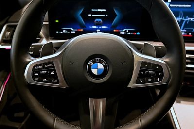 BMW Seria 3 330i xDrive M Sport