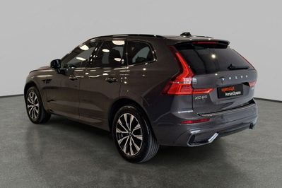 Volvo XC60 B5 B AWD Plus Dark