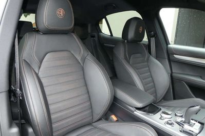 Alfa Romeo Stelvio 2.0 Turbo Intensa Q4