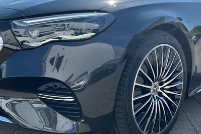 Mercedes Klasa E 300 de 4-Matic Exclusive