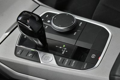 BMW Seria 3 Touring 320d xDrive Advantage