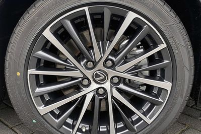 Lexus ES 300h Business Edition 2.5 E-CVT