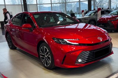 Toyota Camry Executive 2.5 Hybrid Dynamic Force