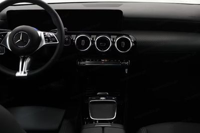 Mercedes CLA 200