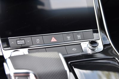 Audi Q7 SQ7 TFSI quattro