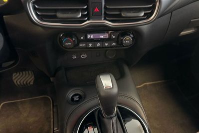 Nissan Juke N-Connecta 1.0 DIG-T