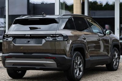 Jeep Compass First Edition 1.2 mHEV FWD DCT