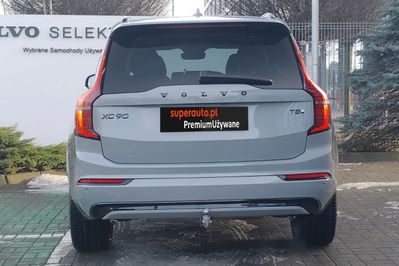Volvo XC90 T8 AWD Plug-In Hybrid Ultra Dark 7os