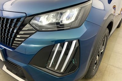 Peugeot 2008 ALLURE 1.2 mHEV e-DCS6