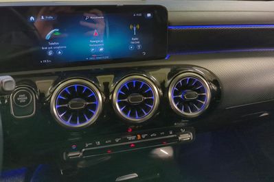 Mercedes CLA 250 e 8G-DCT