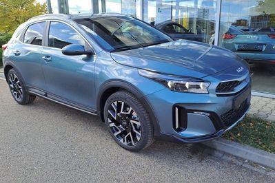 Kia XCeed 1.5 T-GDI Business Line DCT