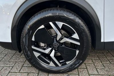 Peugeot 2008 Allure e-DCS 1.2 mHEV