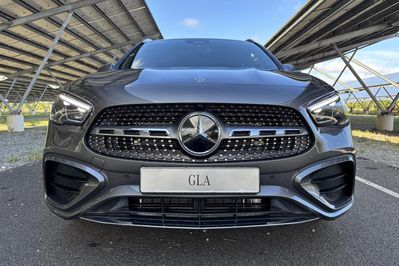 Mercedes GLA 200 AMG Line