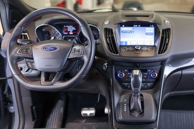 Ford Kuga 1.5 EcoBoost aut