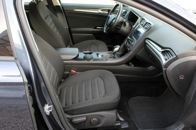 Ford Mondeo 2.0 Hybrid Trend