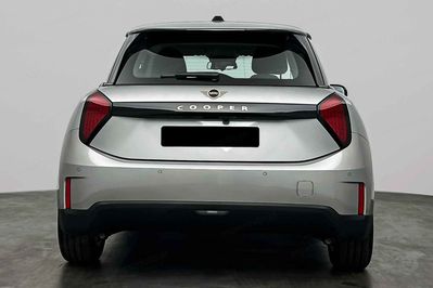 Mini Mini Cooper E Linia Essential