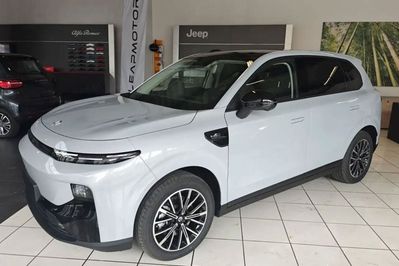 Leapmotor B10 Design Hybrid EV 18,8 kWh