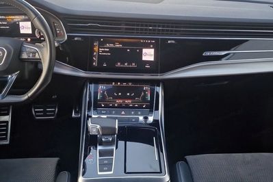 Audi Q7 SQ7 TDI quattro