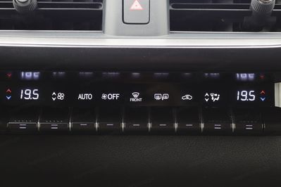 Lexus UX 300h Business Hybrid Dynamic Force