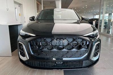 Audi Q5 TFSI  quattro S tronic