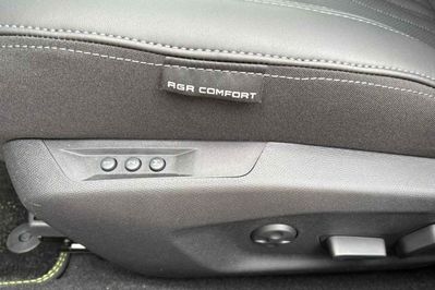 Peugeot 408 GT Exclusive S&S e-DCS6 1.2 PureTech mHEV